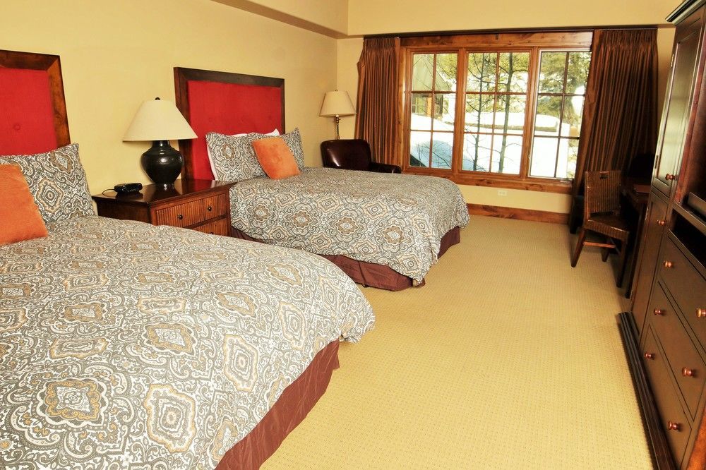 Tamarack Resort Bagian luar foto