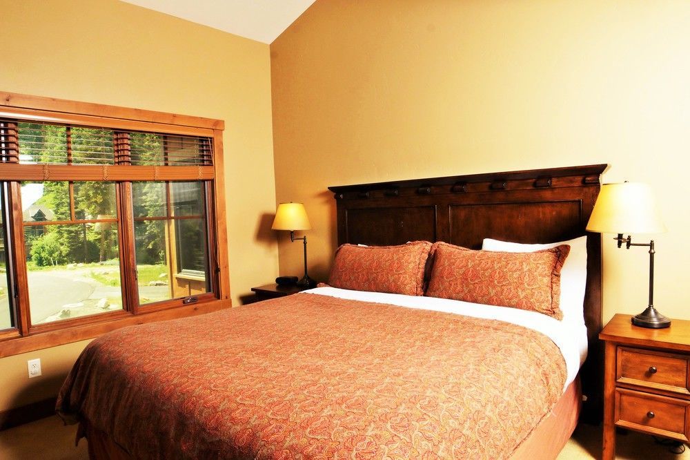 Tamarack Resort Bagian luar foto